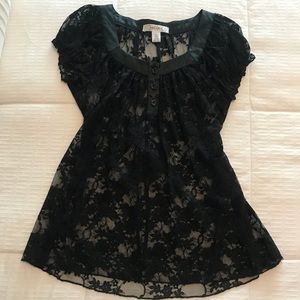 Bozzolo black lace blouse size small